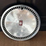 (1) 1980-1990 Oldsmobile 88 / # 4074 15" Hubcap Wheel Cover 22505014 (h). Fixed Price $18.73.