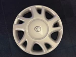New Oem Toyota Solara 15" Hubcp/wheel Cover 61101 P/n 426-AA050. Fixed Price $60.00.