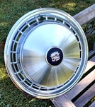 Nos 1977 Cadillac Deville Oem Wheel Cover Hubcap - Superb Condition. Fixed Price $124.95.