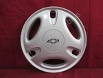 Nos Oem Chevrolet Metro 6-SLOT Wheel Cover 1998 2000 Silver Metallic 13". Fixed Price $24.99.