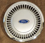 (1) Oem 1986-1991 Ford Taurus 14" Deluxe Hubcap Wheel Cover #0N P/n F0DC-1130-AA. Fixed Price $39.99.