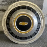 1976-1991 Chevrolet Dually Chevy Truck 16" Front Hubcap Gm 349040. Fixed Price $30.00.