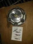 SILVRDO15 2000 Wheel Cover Hubcap 238072. Fixed Price $17.25.