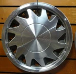 (1) 1988-1990 Plymouth Sundance 14" Hubcap Wheel Cover # 4284682. Fixed Price $9.95.