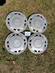 (1) Oem 1987-1990 Volkswagen Vw Fox 13" Hubcap Wheel Cover P/n 3056011551. Fixed Price $15.00.